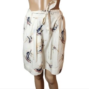 L.L. Bean sailboat cotton skirt. Women's size xs. Belted. Stretch waist. Pockets